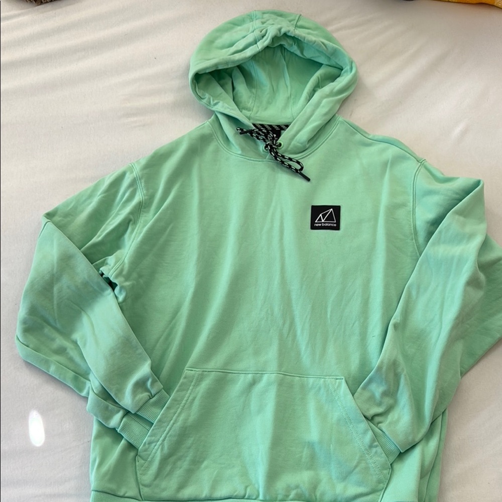 New Balance Aqua Hoodie with Drawstring